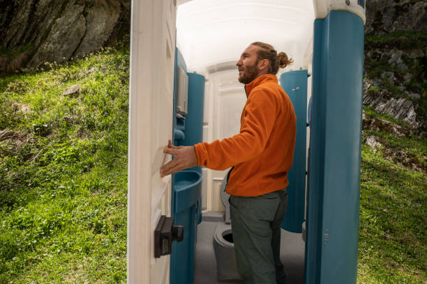 Best Porta potty rental near me  in Lackawanna, NY